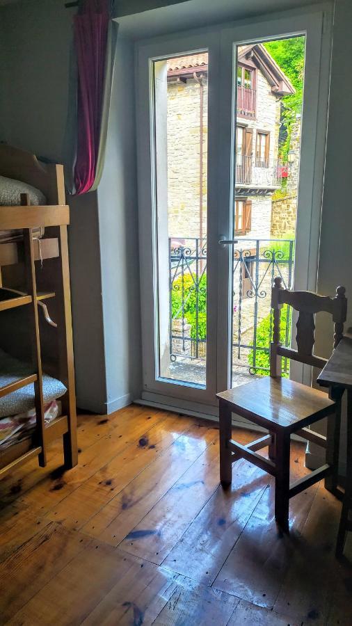 Albergue Armaia Artepea Urzainqui Dış mekan fotoğraf