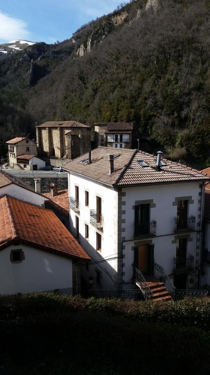 Albergue Armaia Artepea Urzainqui Dış mekan fotoğraf